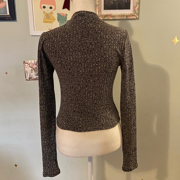 Express One Eleven marked mock neck fitted sweater • size small - Picture 5 of 8